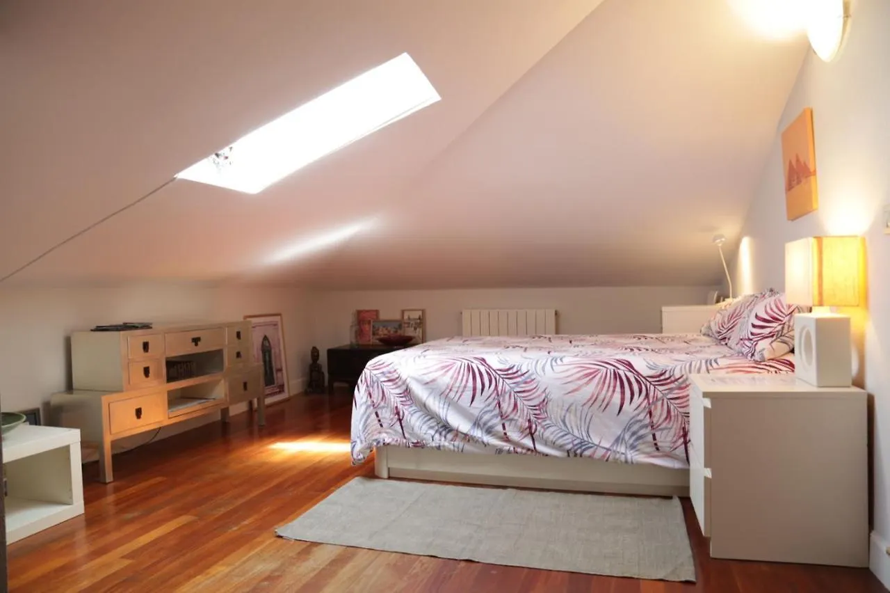Habitación con baño, cerca de la playa Sopelana